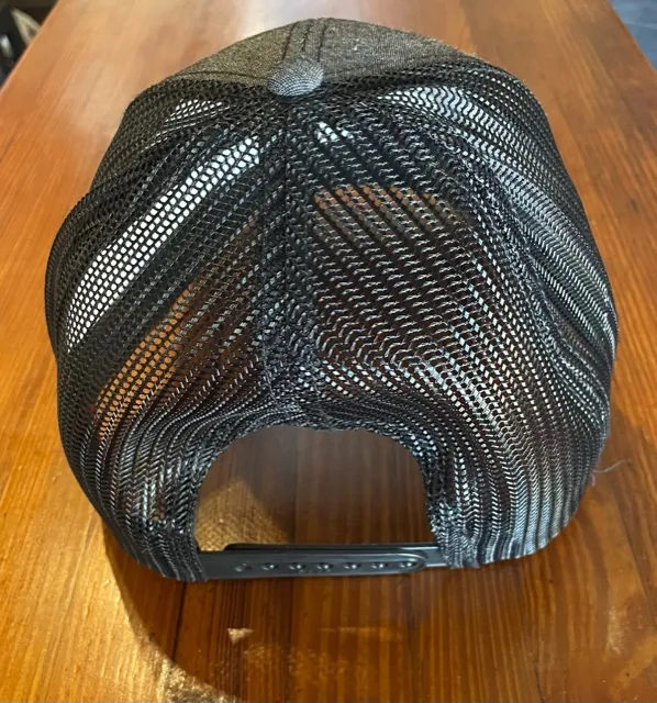 BLACK TRUCKER HAT